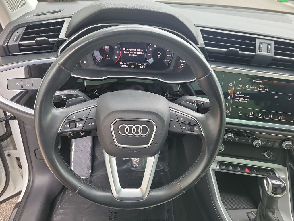 Thumbnail: 2023 Audi Q3 - 14