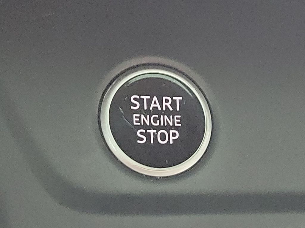 Thumbnail: 2023 Audi Q3 - 29