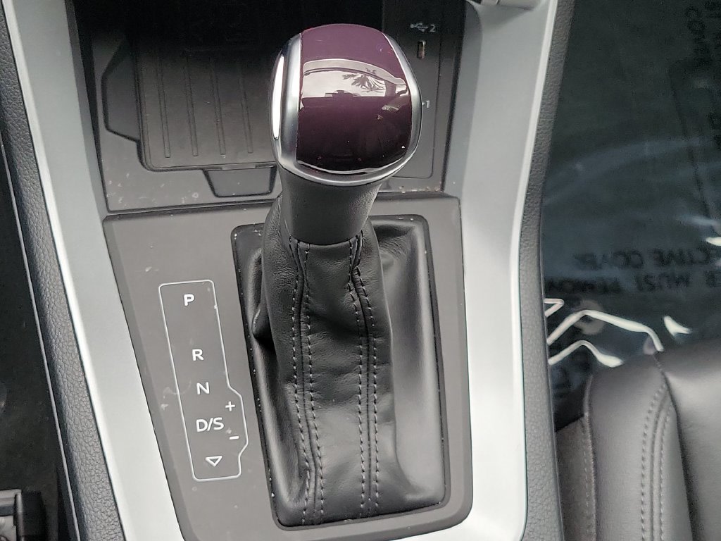 Thumbnail: 2024 Audi Q3 - 15