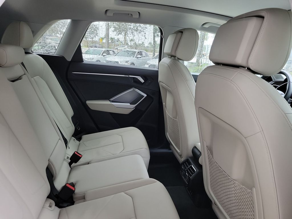 Thumbnail: 2023 Audi Q3 - 28