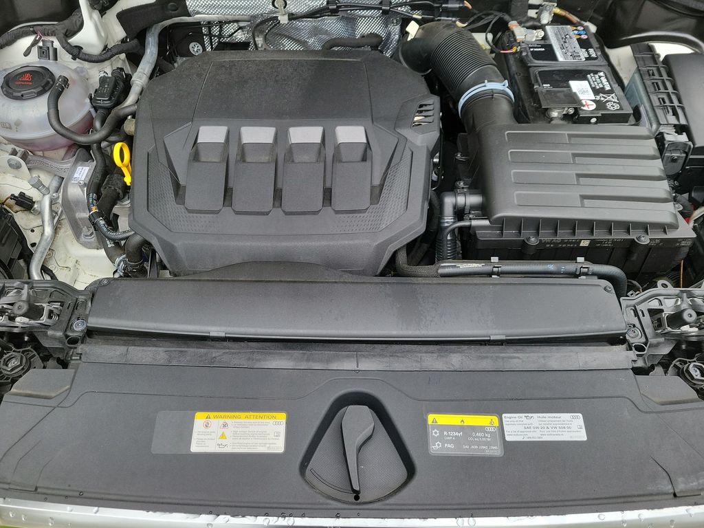 Thumbnail: 2023 Audi Q3 - 9