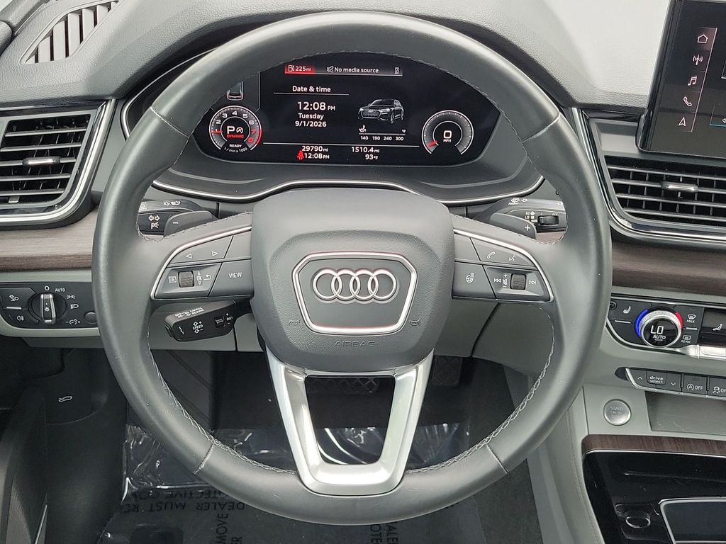 Thumbnail: 2023 Audi Q5 - 14