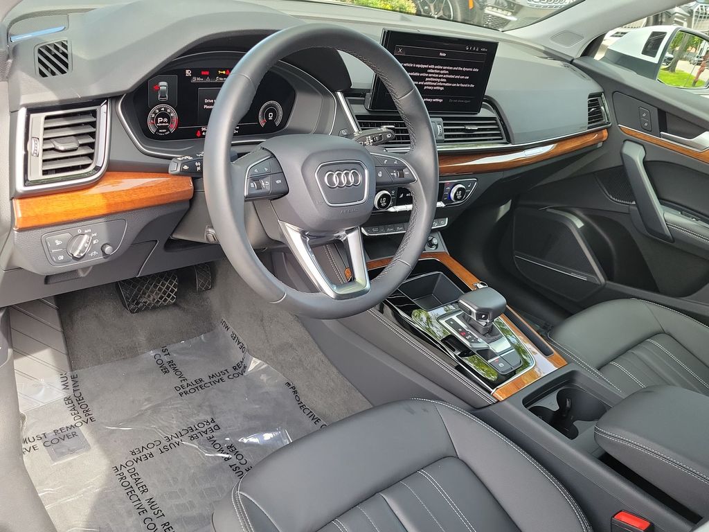 Thumbnail: 2023 Audi Q5 - 2