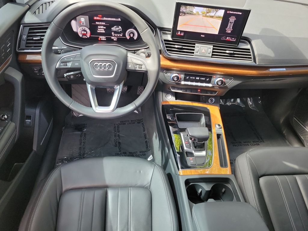 Thumbnail: 2023 Audi Q5 - 10