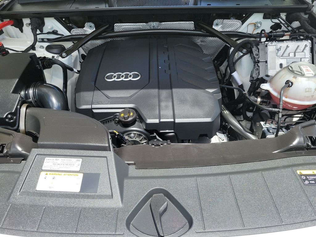 Thumbnail: 2023 Audi Q5 - 9