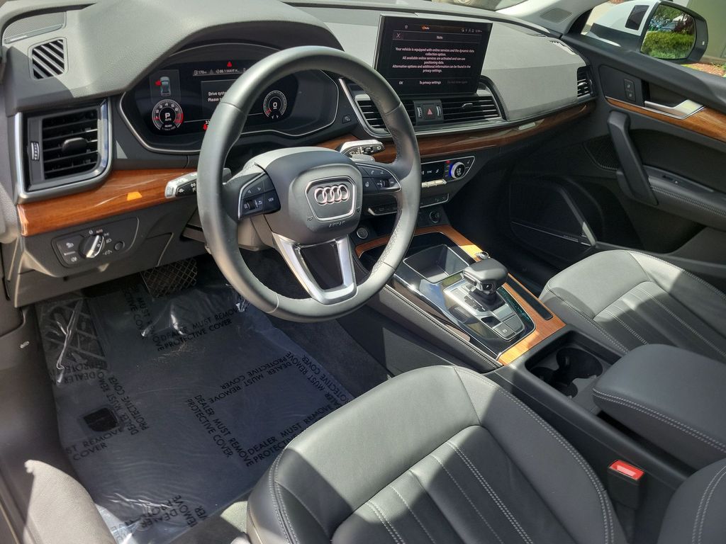 Thumbnail: 2023 Audi Q5 - 2