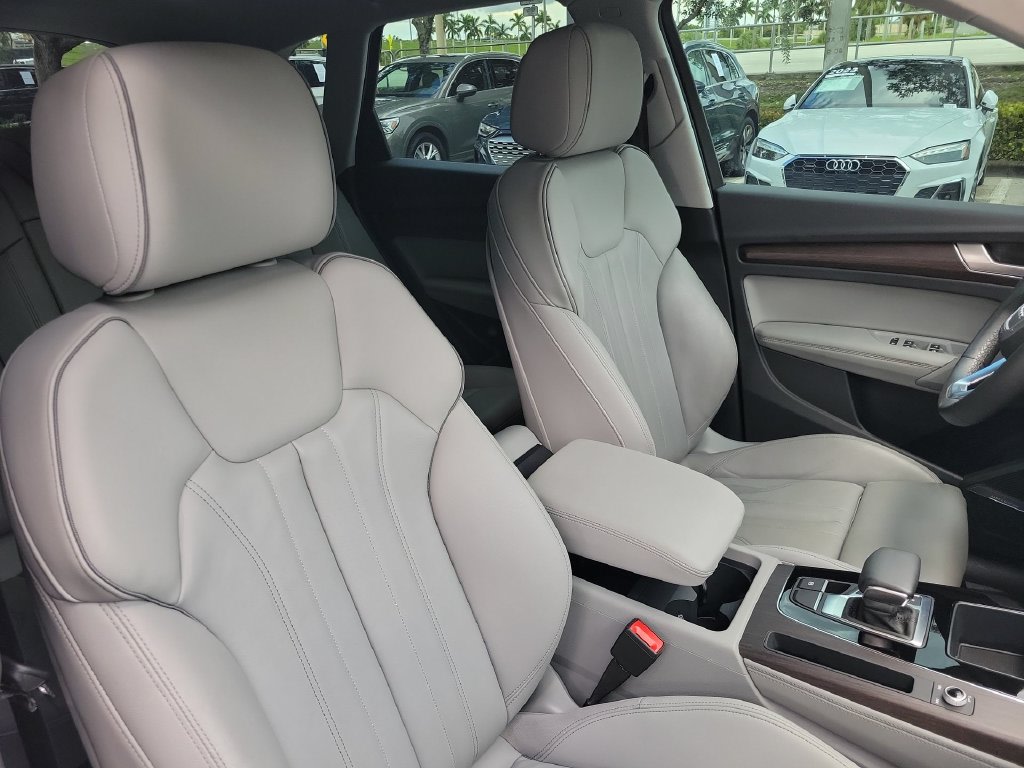 Thumbnail: 2024 Audi Q5 - 29