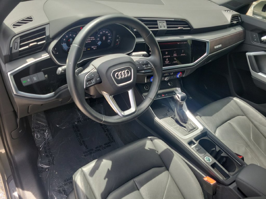 Thumbnail: 2024 Audi Q3 - 2