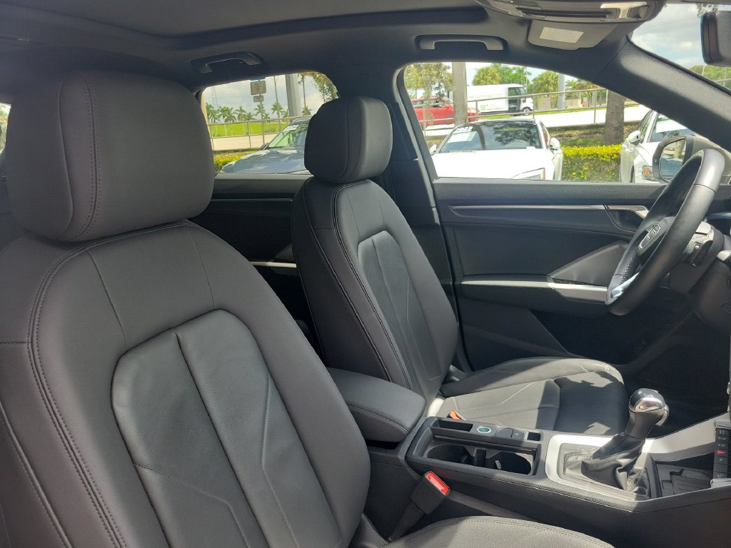 Thumbnail: 2024 Audi Q3 - 28