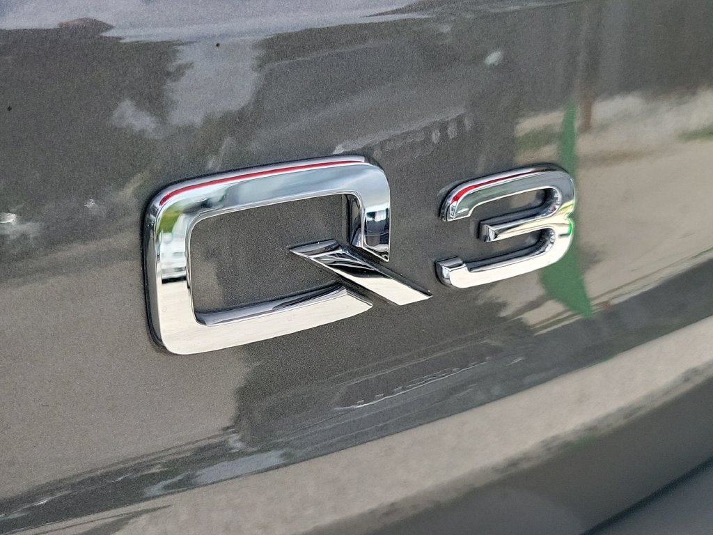 Thumbnail: 2024 Audi Q3 - 7