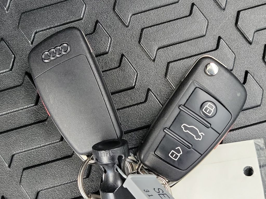 Thumbnail: 2024 Audi Q3 - 29