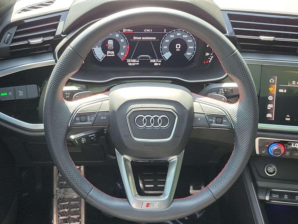 Thumbnail: 2025 Audi Q3 - 14