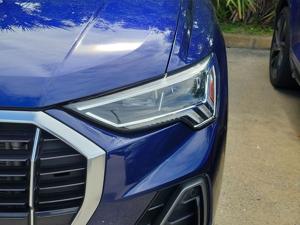 Thumbnail: 2023 Audi Q3 - 29