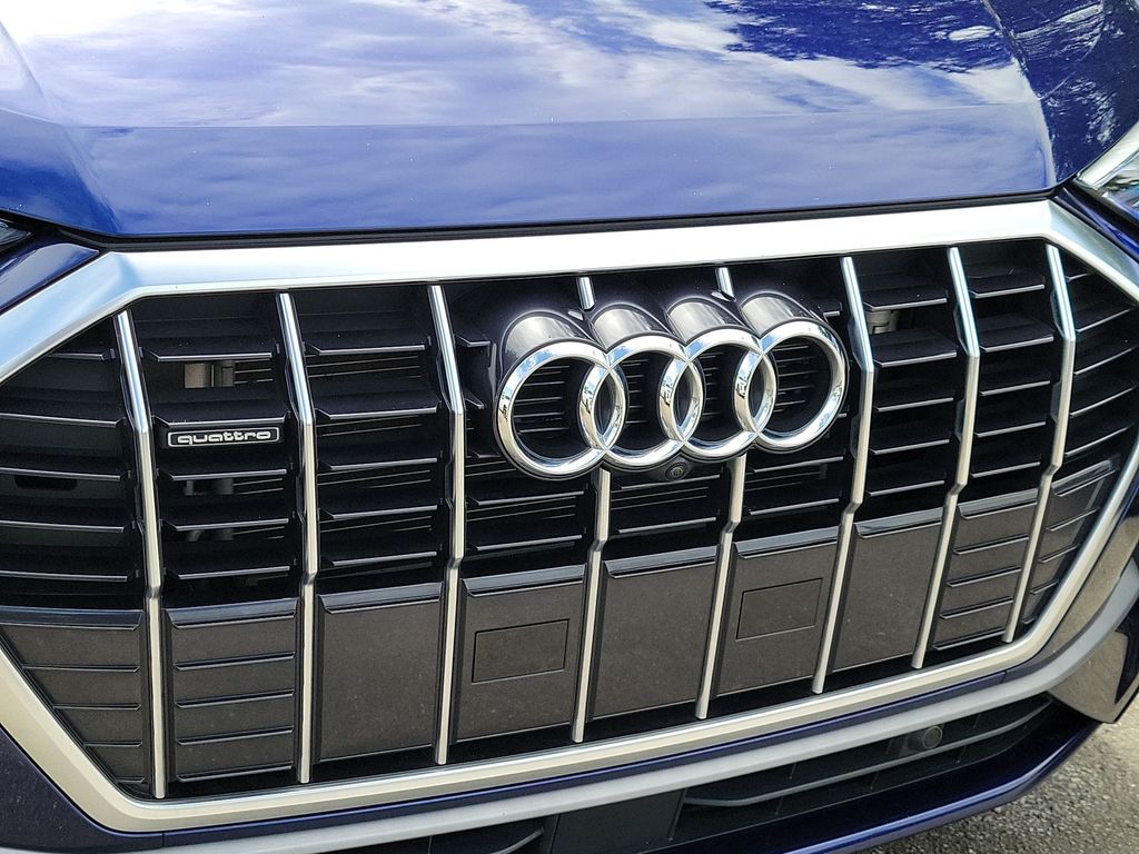 Thumbnail: 2023 Audi Q3 - 28