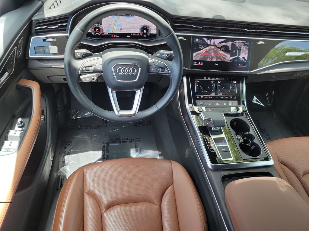 Thumbnail: 2023 Audi Q8 - 8