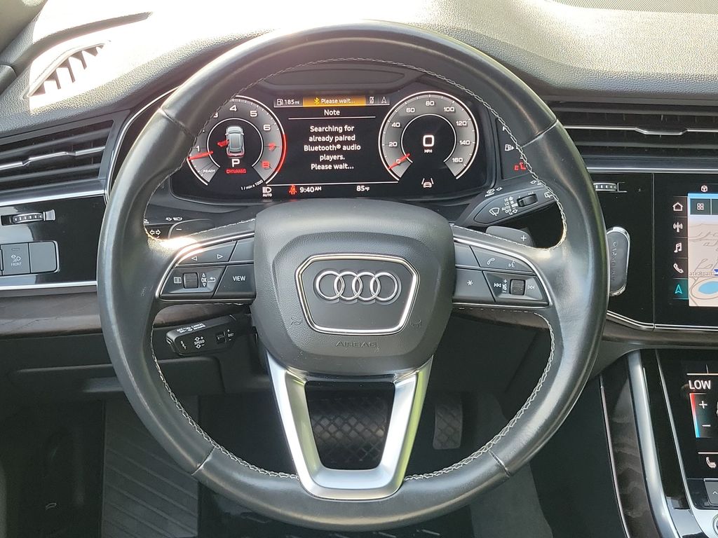 Thumbnail: 2022 Audi Q8 - 14