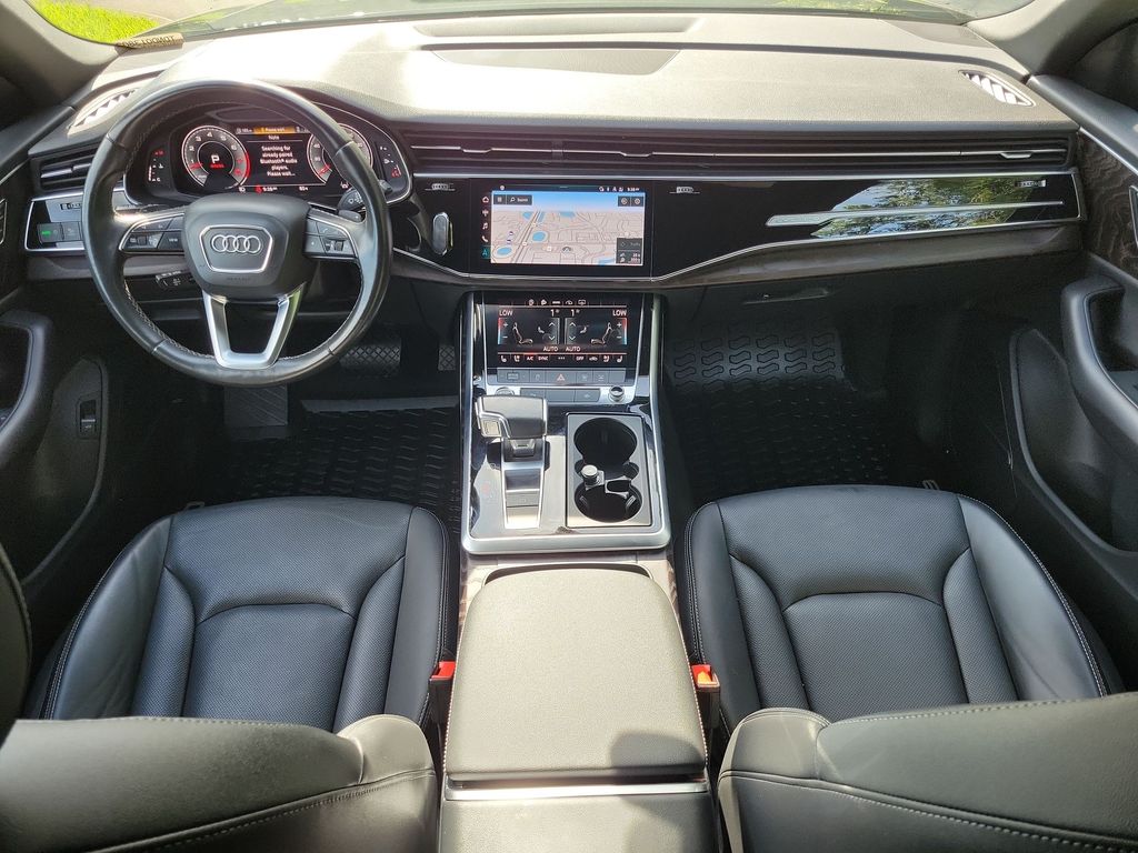 Thumbnail: 2022 Audi Q8 - 10