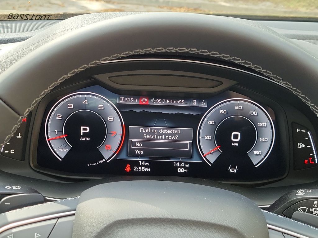 Thumbnail: 2026 Audi Q8 - 16