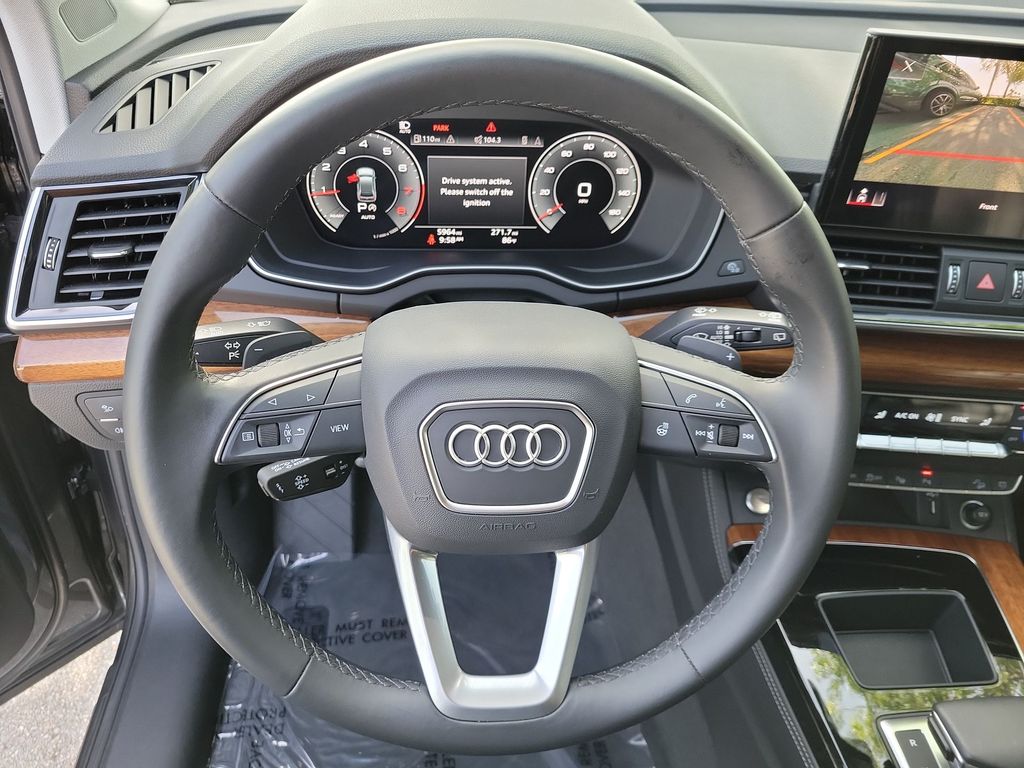 Thumbnail: 2023 Audi Q5 - 14
