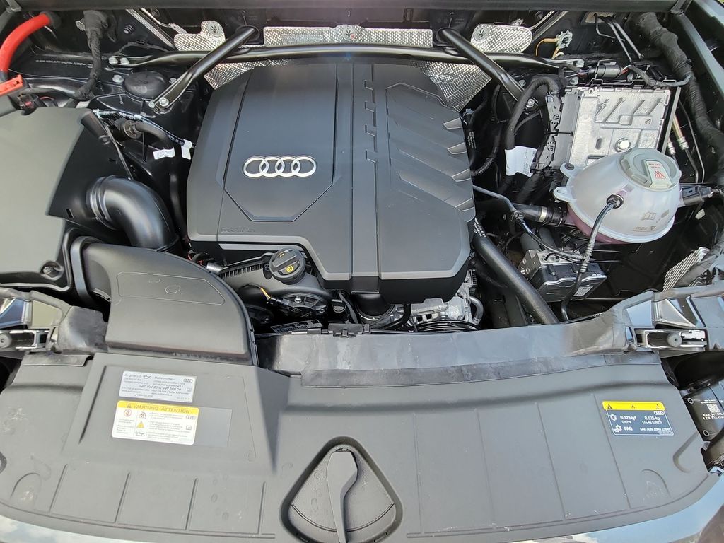 Thumbnail: 2024 Audi Q5 - 9