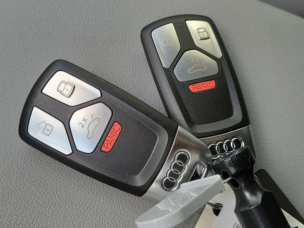 Thumbnail: 2024 Audi Q5 - 18