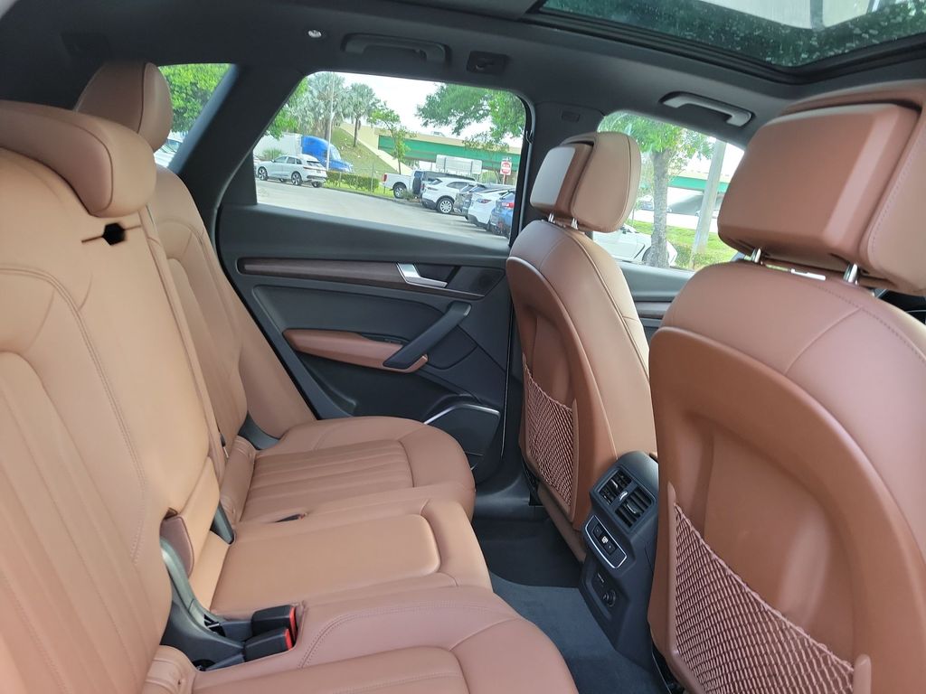 Thumbnail: 2023 Audi Q5 - 28