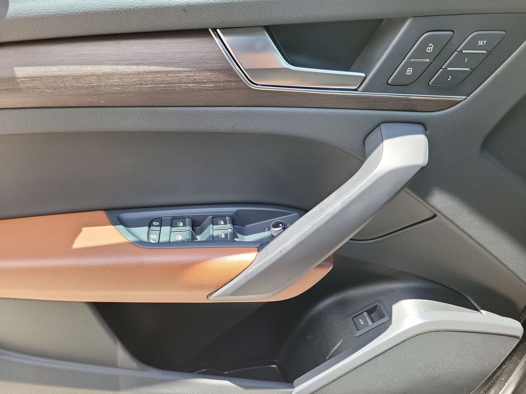 Thumbnail: 2024 Audi Q5 - 29