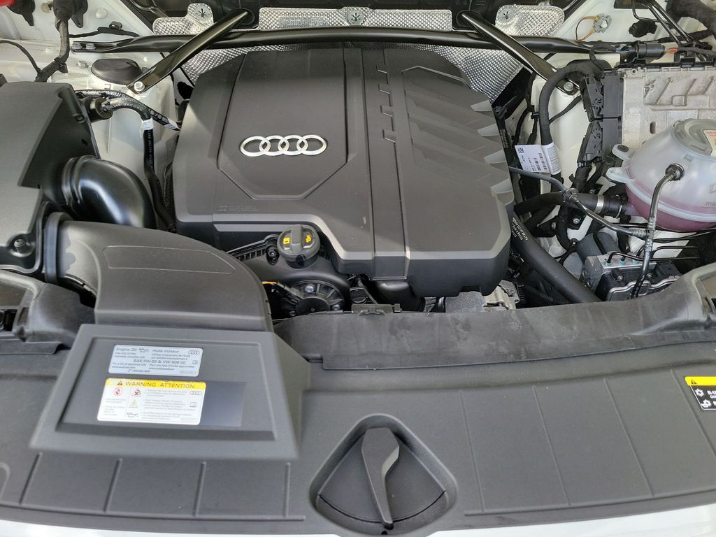 Thumbnail: 2023 Audi Q5 - 9