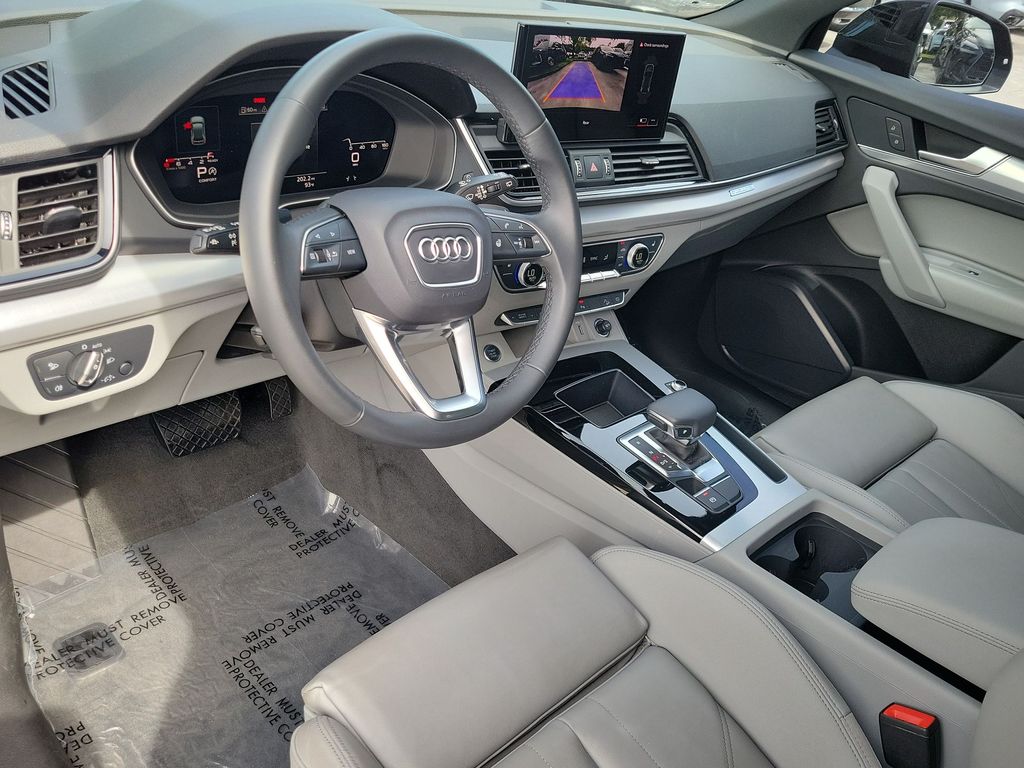 Thumbnail: 2024 Audi Q5 - 2