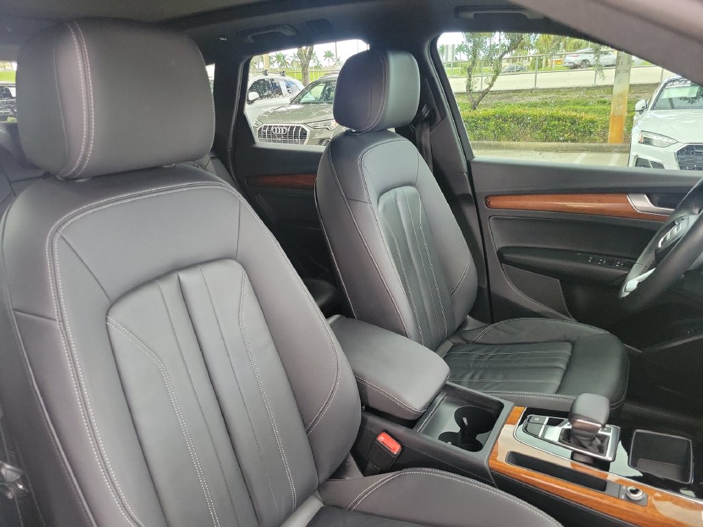 Thumbnail: 2023 Audi Q5 - 12
