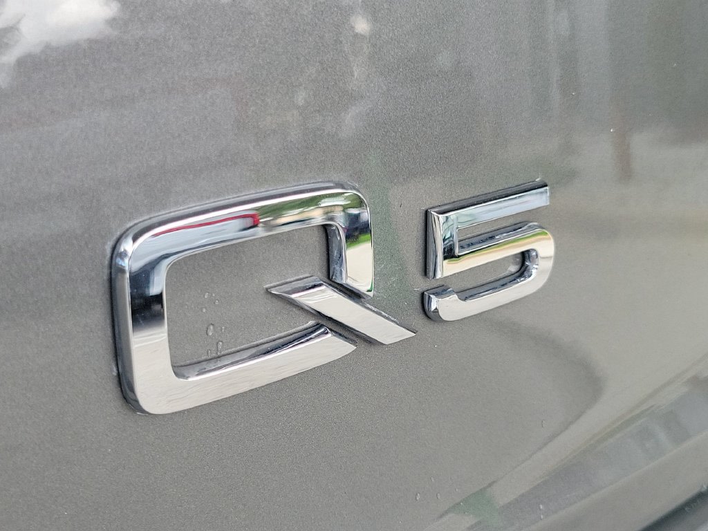 Thumbnail: 2023 Audi Q5 - 7