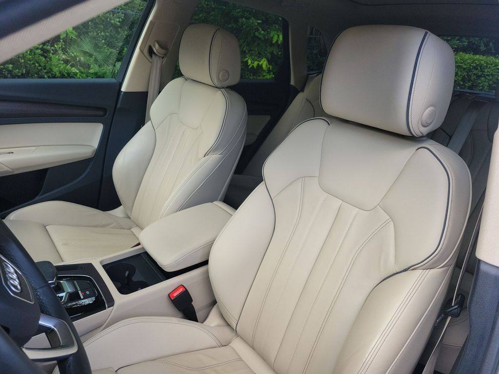 Thumbnail: 2024 Audi Q5 - 11