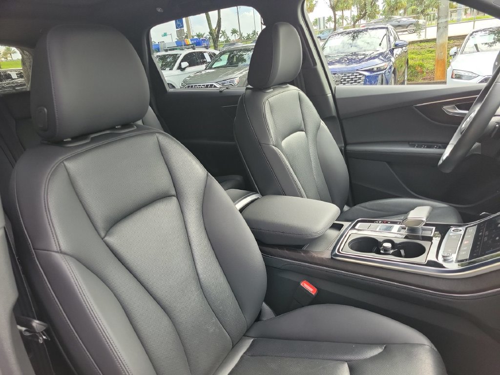 Thumbnail: 2024 Audi Q7 - 29