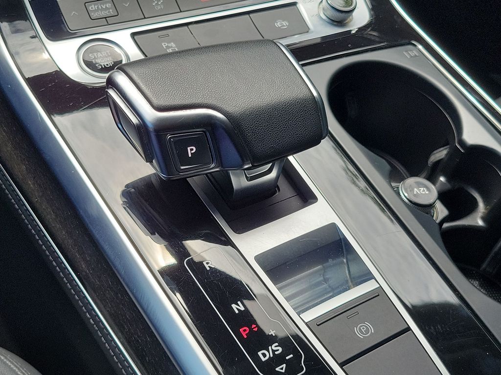 Thumbnail: 2023 Audi Q7 - 15