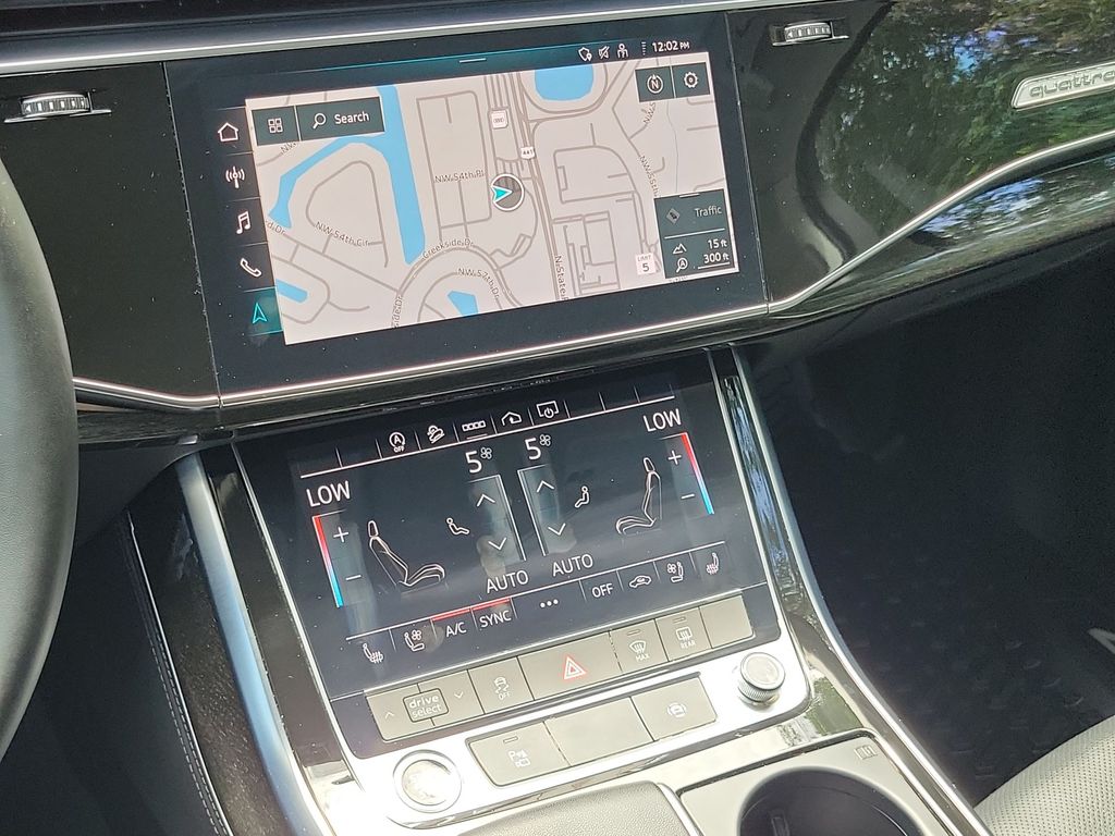 Thumbnail: 2023 Audi Q7 - 14