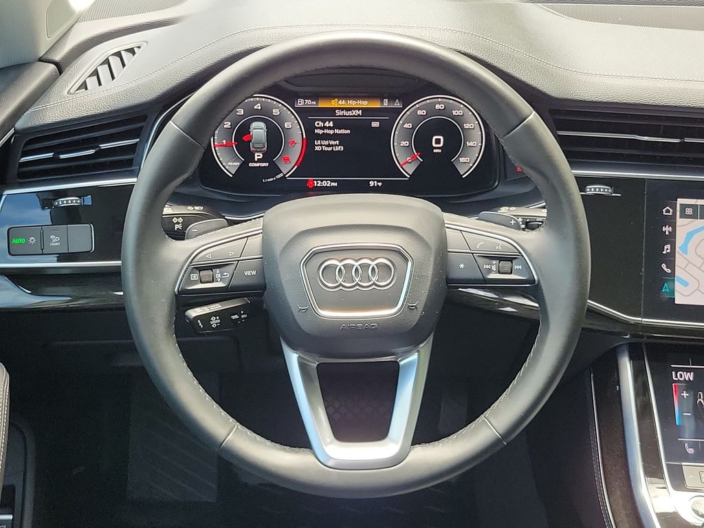 Thumbnail: 2023 Audi Q7 - 13