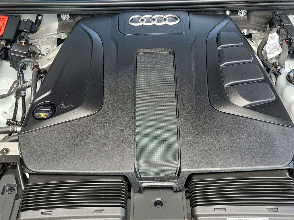 Thumbnail: 2023 Audi Q7 - 8