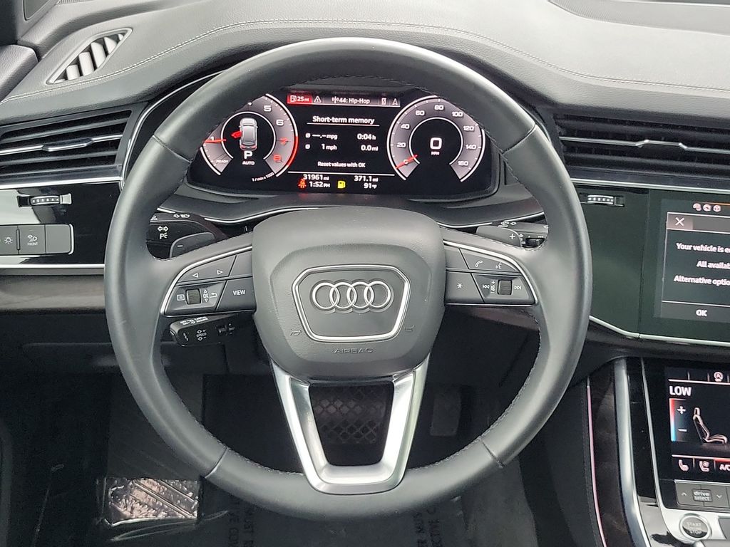 Thumbnail: 2023 Audi Q7 - 14
