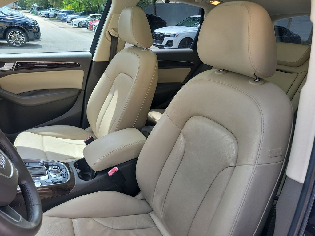Thumbnail: 2014 Audi Q5 - 11