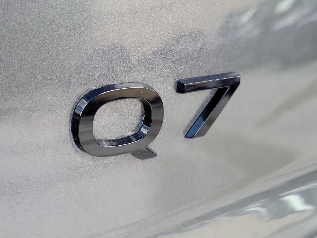 Thumbnail: 2026 Audi Q7 - 7