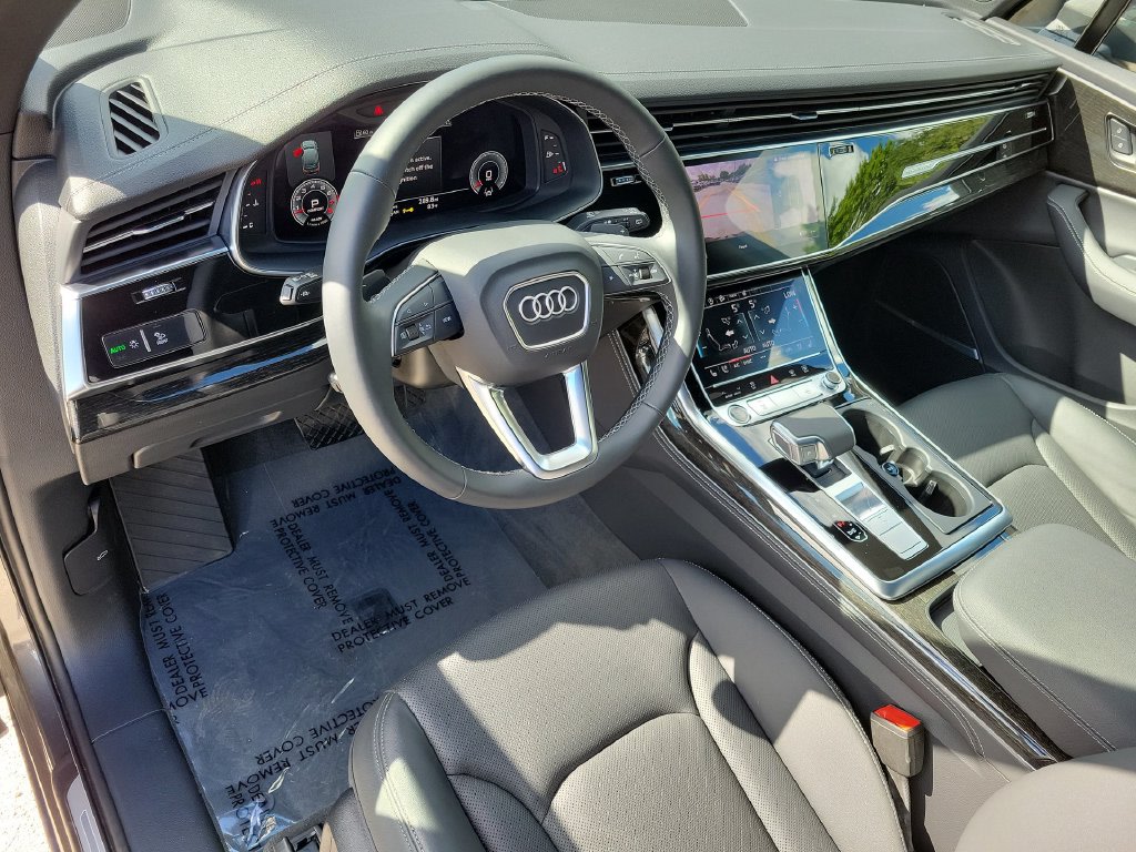 Thumbnail: 2026 Audi Q7 - 2