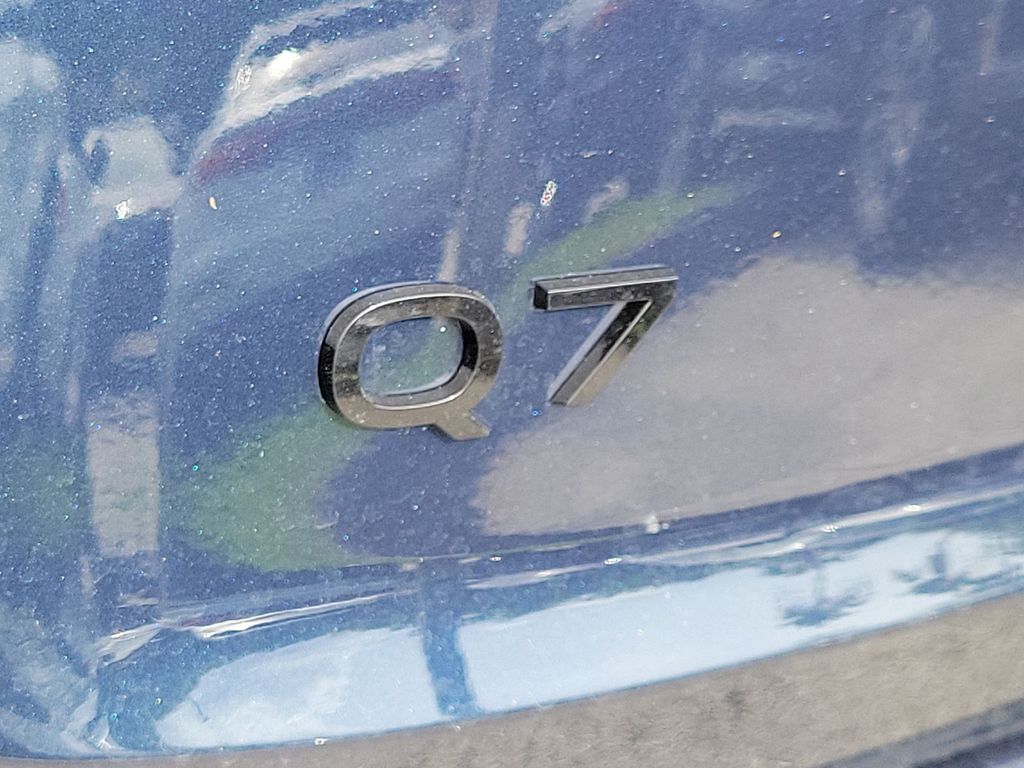 Thumbnail: 2026 Audi Q7 - 6
