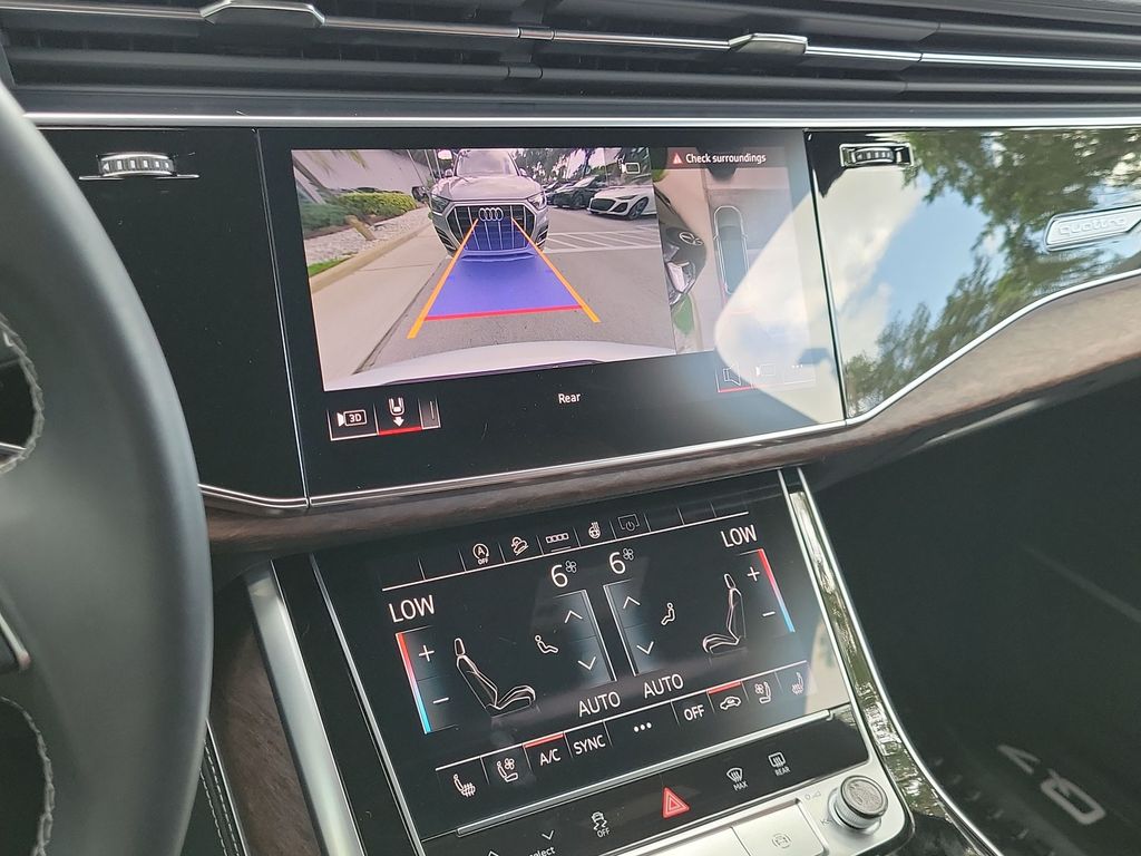 Thumbnail: 2026 Audi Q7 - 13