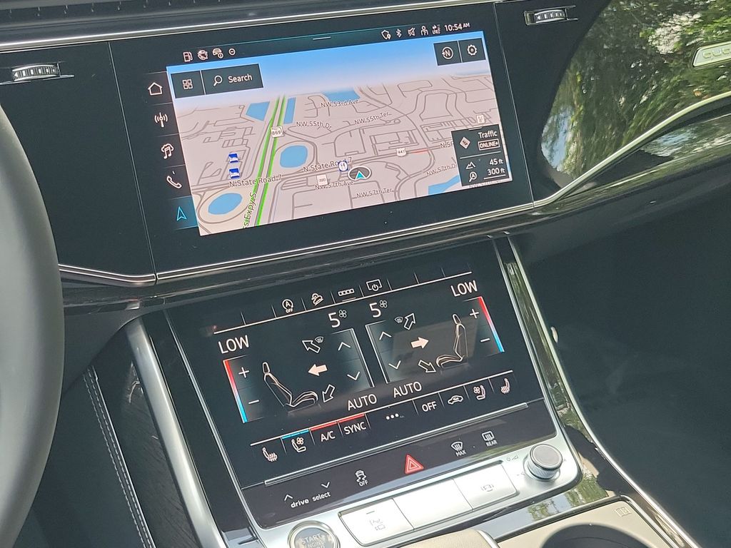 Thumbnail: 2025 Audi Q7 - 15