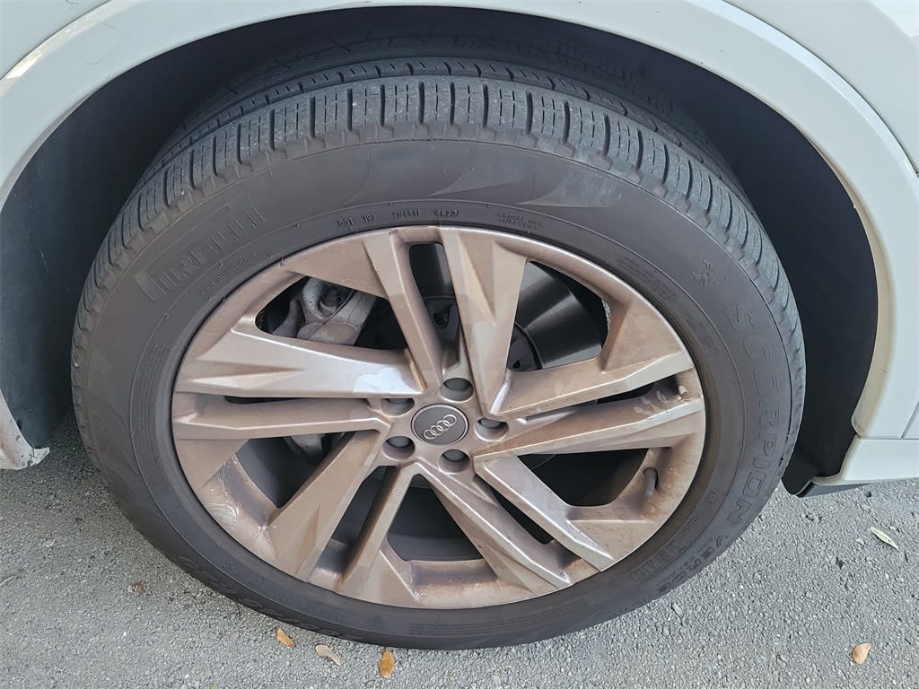 Thumbnail: 2020 Audi Q7 - 19