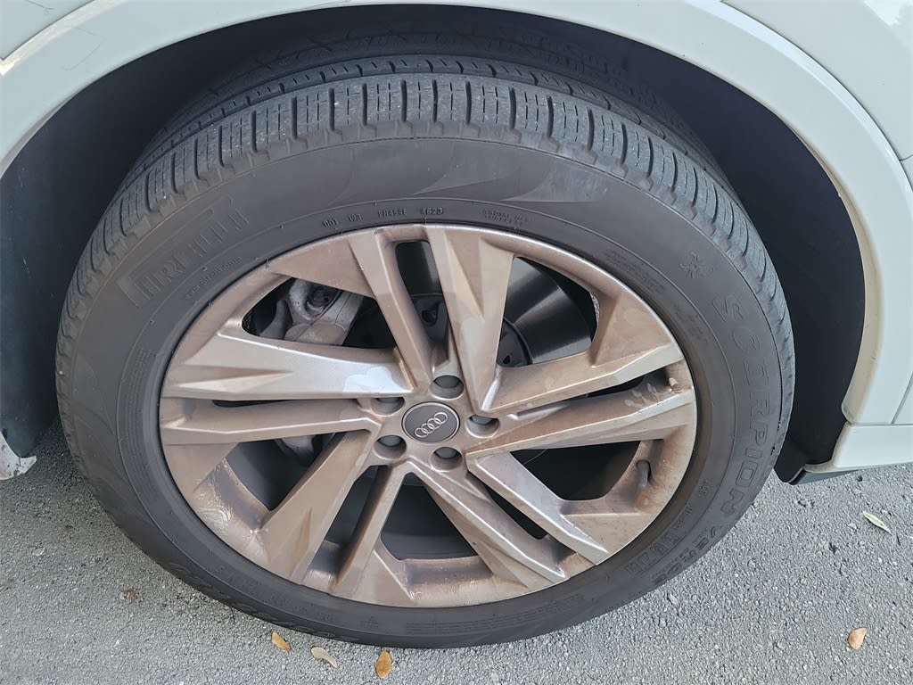 Thumbnail: 2020 Audi Q7 - 4