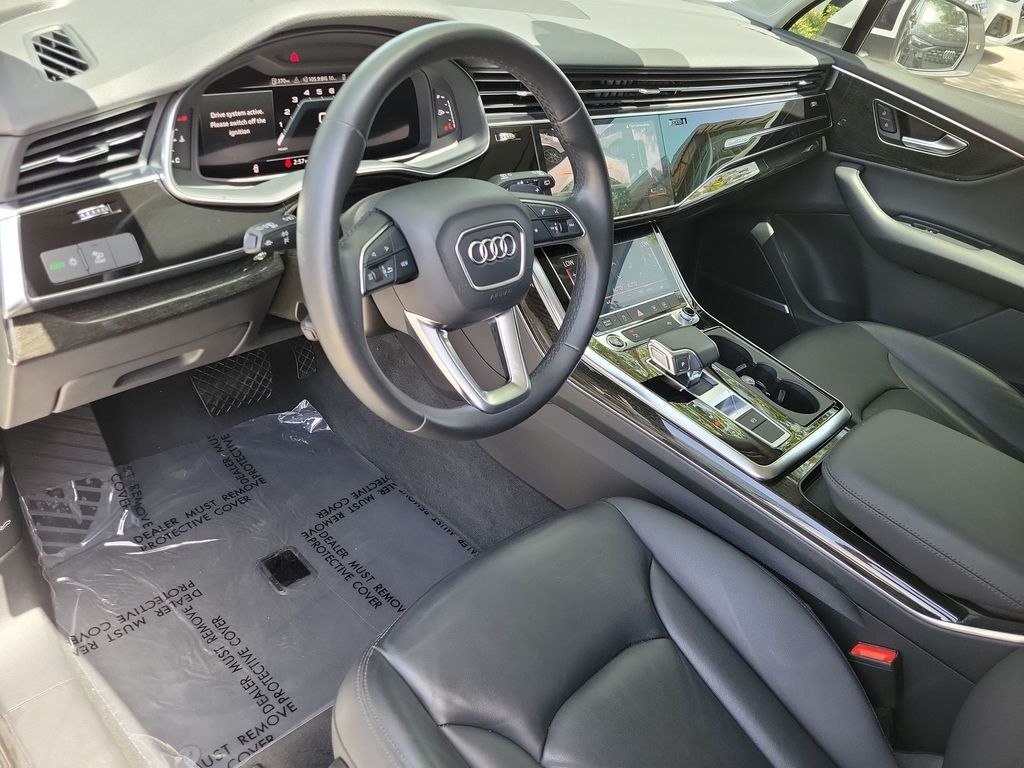 Thumbnail: 2022 Audi Q7 - 2