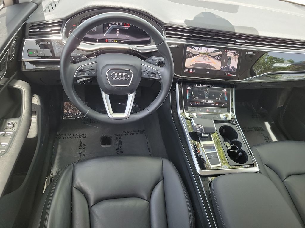 Thumbnail: 2022 Audi Q7 - 8