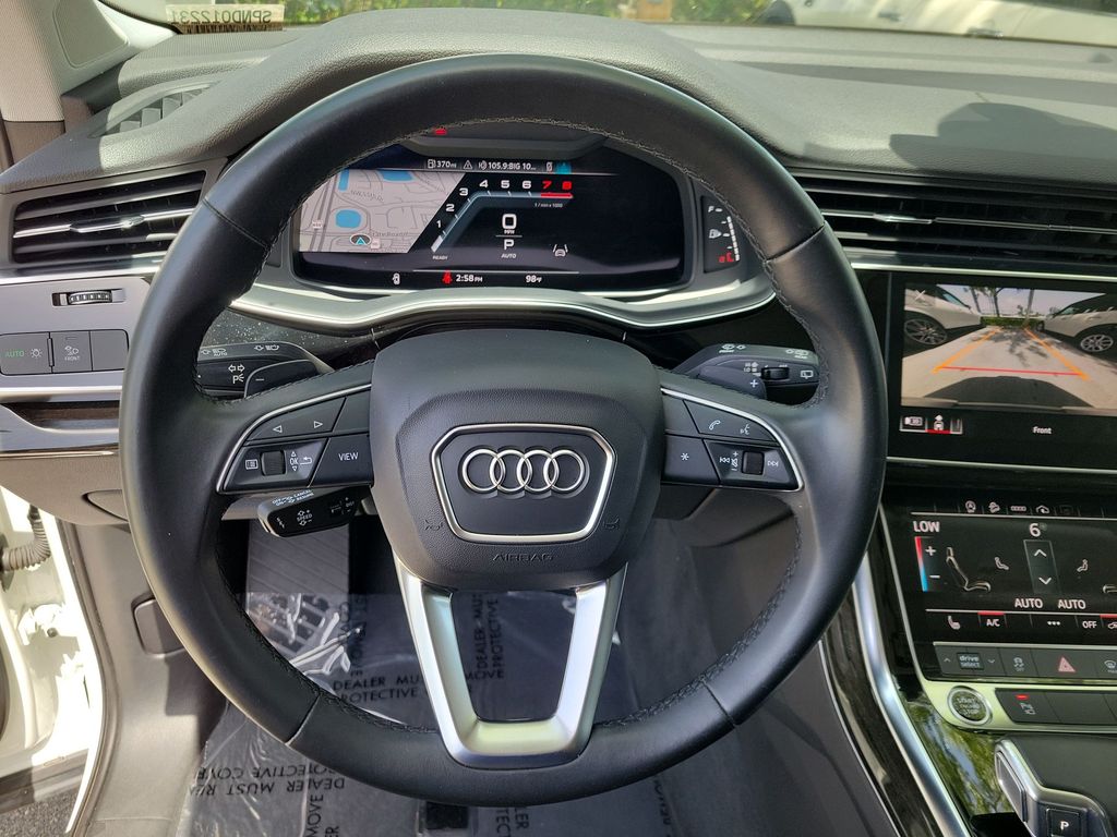 Thumbnail: 2022 Audi Q7 - 12