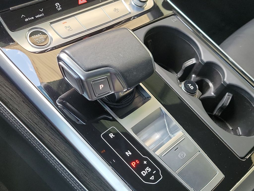 Thumbnail: 2021 Audi Q7 - 16